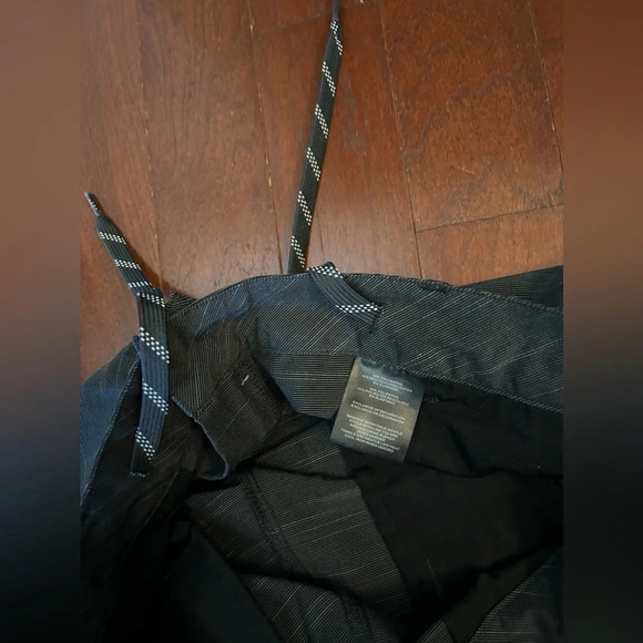 Hang Tan grey color Hybrid Shorts size 34 like new - Picture 13 of 15